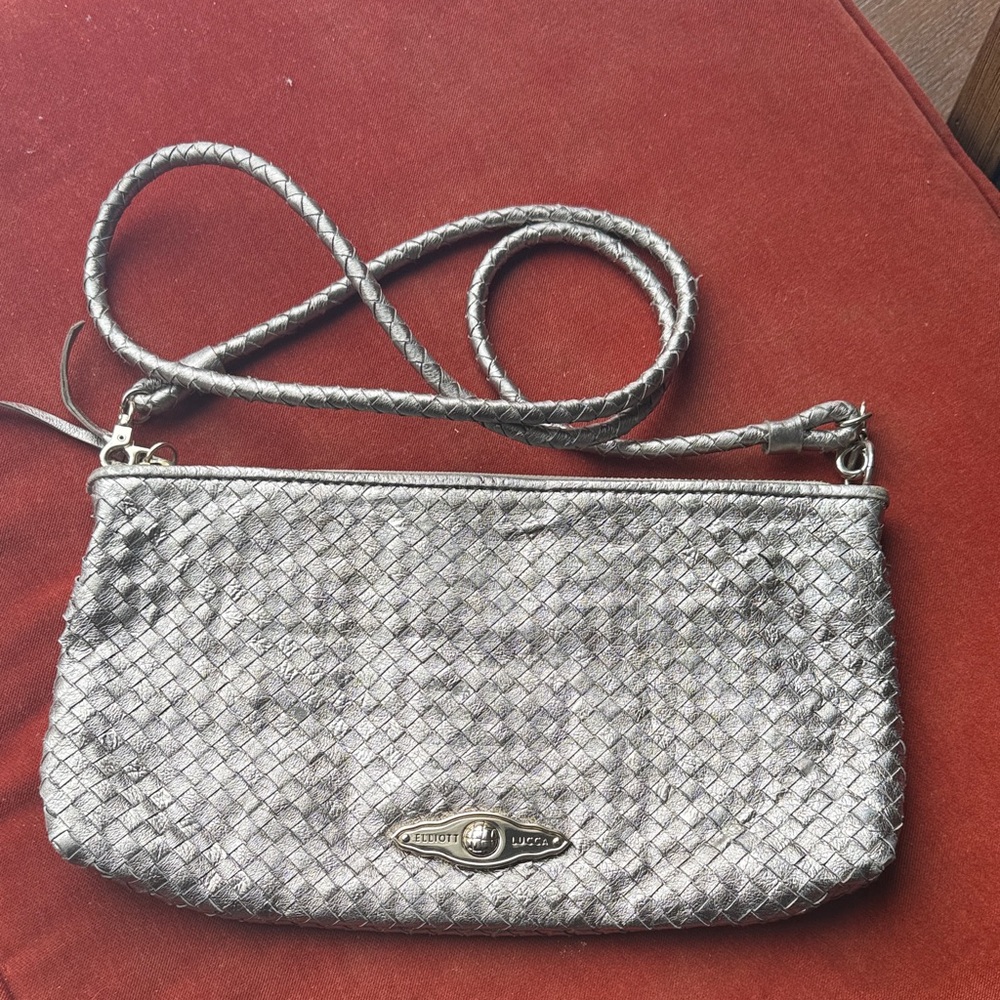 Elegant Silver Woven Crossbody Bag